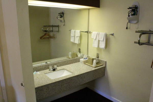 أفضل العروض ل هيلفيوان سانانتونيو 