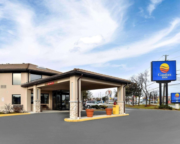 Best offers for Comfort Inn Brampton BRAMPTON