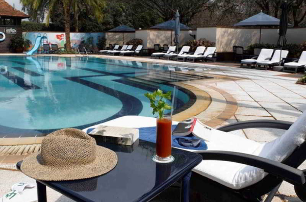 أفضل العروض ل ويندسور جولف و كانترى كلاب نيروبي