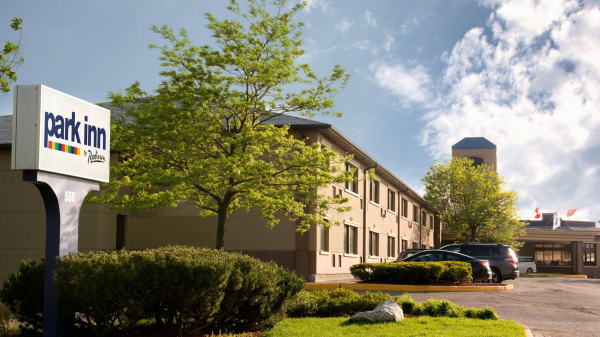 أفضل العروض ل باركان باى راديسون تورونتو-مارخام مارخام