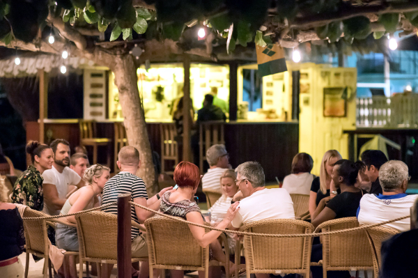 أفضل العروض ل كوكون يوت كورت بيتش كريست شيرش