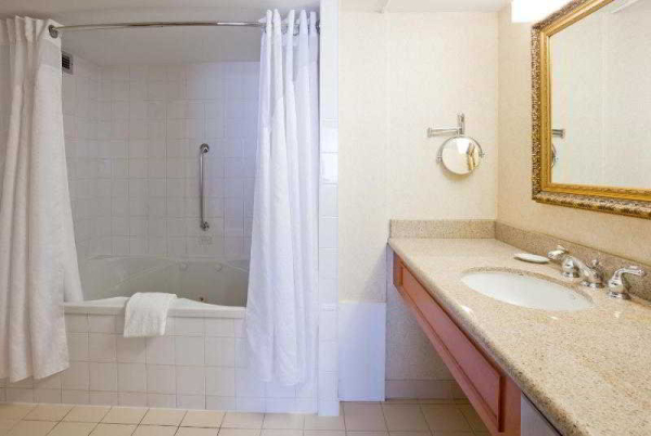 أفضل العروض ل Holiday Inn Winnipeg South وينيبج