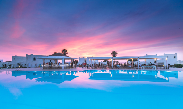 أفضل العروض ل Aeolos Beach كوس
