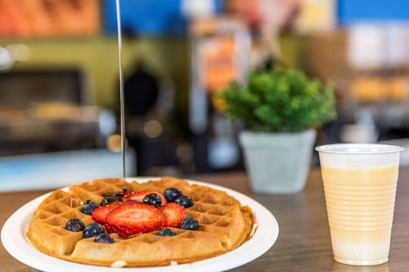 Best offers for Comfort Inn Airport Winnipeg