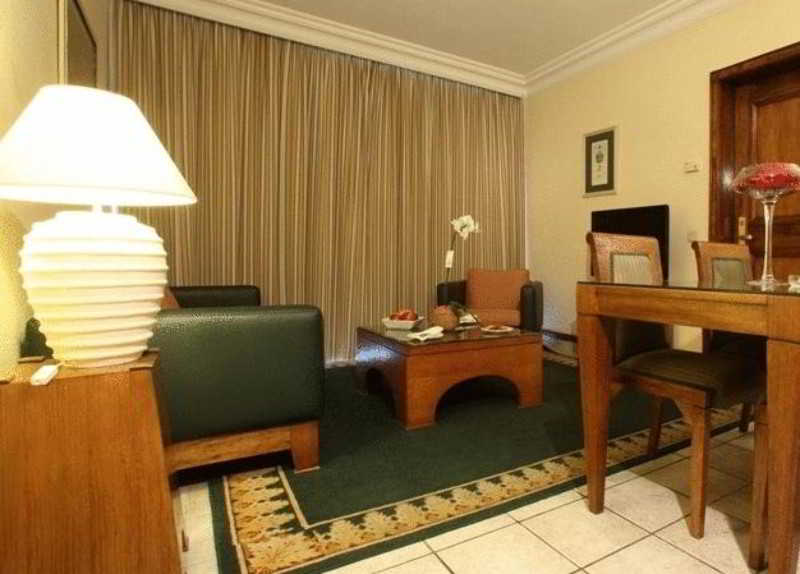 Best offers for Portemilio Beirut