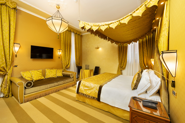 Best offers for Ai Mori d'Oriente Venice