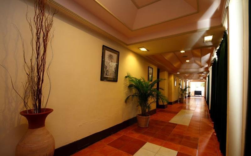 Best offers for Grand Oriental Hotel Colombo