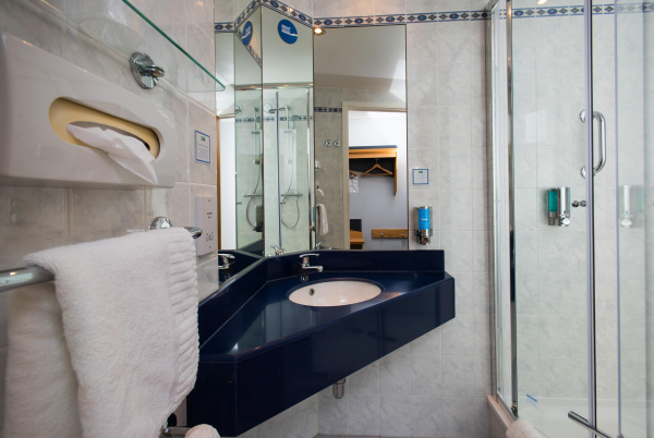 Best offers for Holiday Inn Express Swansea East Swansea 