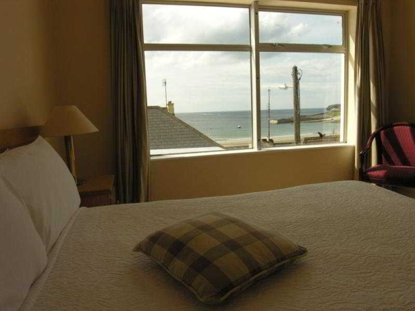 أفضل العروض ل هالبينس تاونهاوس كيلكي