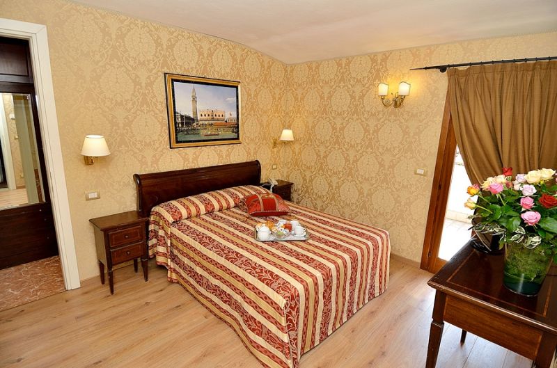 أفضل العروض ل رسايدنزا جولدوني فينسيا