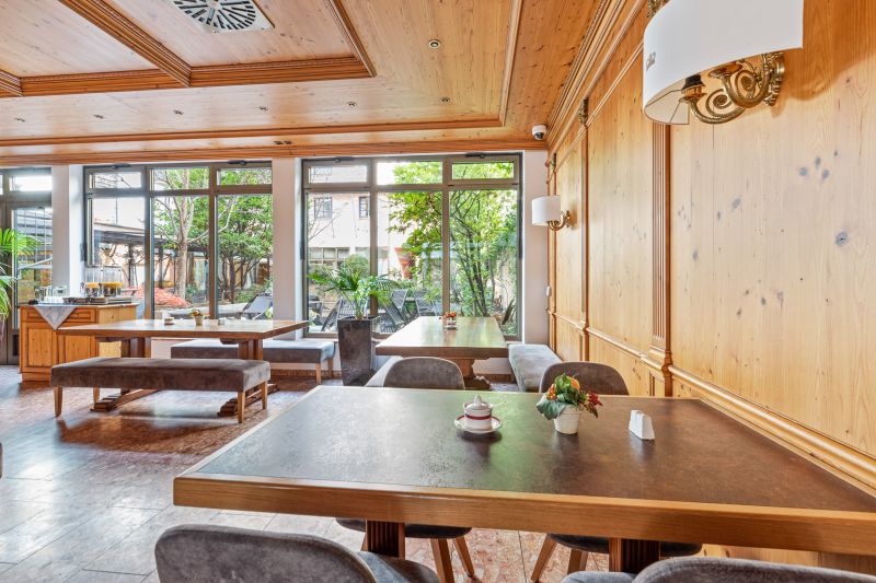 Best offers for King's Hotel Center Superior Munich