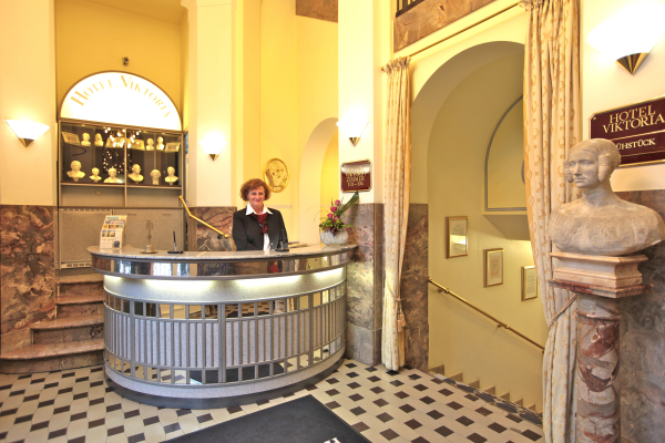 أفضل العروض ل Hotel Viktoria كولونيا