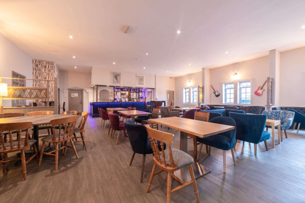 أفضل العروض ل Quality Hotel Coventry كوفنتري 