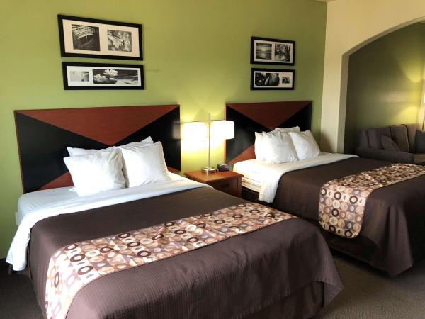 أفضل العروض ل سارستاي بلاس باى بست وسترن سانانتونيو سوورلد سانانتونيو 