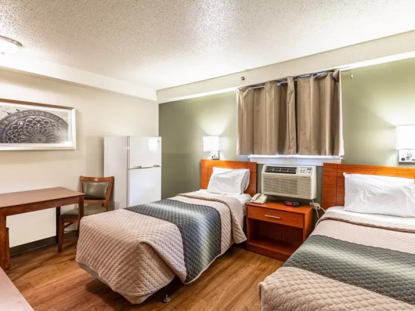 Best offers for HomeTowne Studios Louisville Eastern