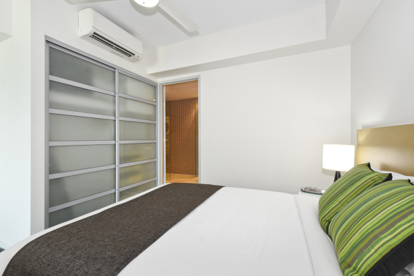 Best offers for Mantra Pandanas Darwin Darwin