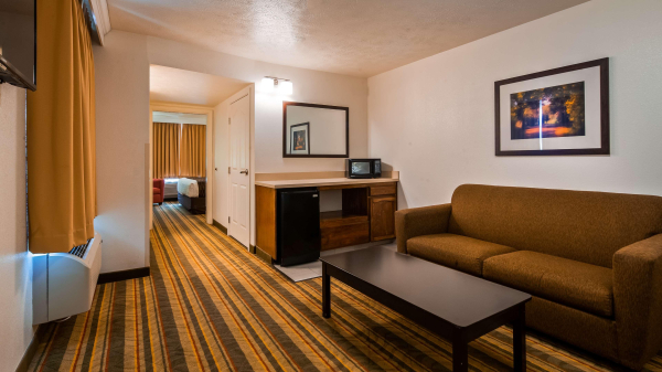 Best offers for Best Western Visalia Hotel Sequoia National Park