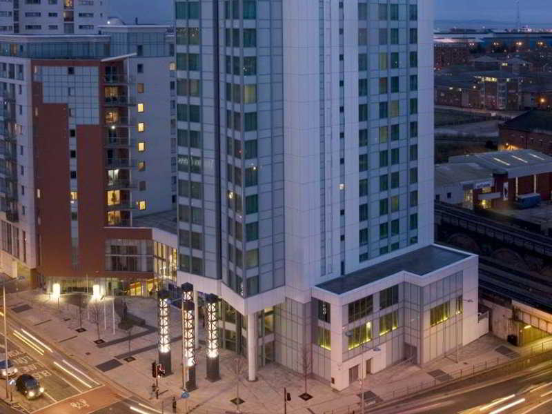 Best offers for Radisson Blu Cardiff Cardiff 