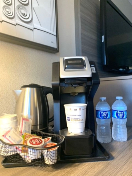 أفضل العروض ل بست وسترن بلاس ايكسك يوتيفان اناهيم 