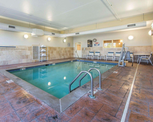 Best offers for Comfort Suites East Knoxville 