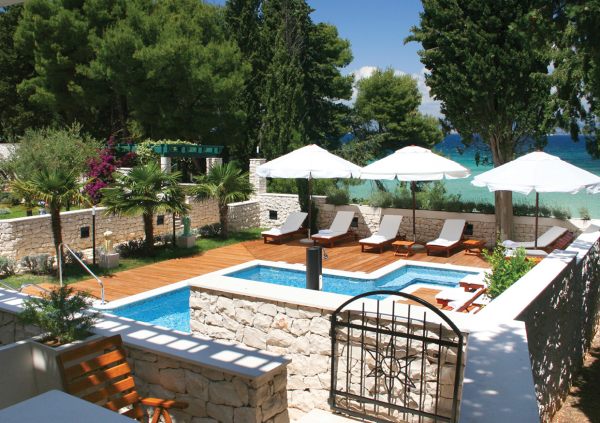Best offers for Bracka Perla - Adults Only Split