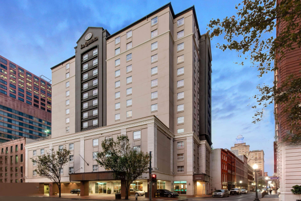 Best offers for La Quinta Inn & Suites New Orleans Downtown New Orleans 