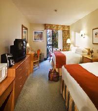 أفضل العروض ل هووارد جونسون بلازا دزرلاند بيتشاند سبا أورلاندو