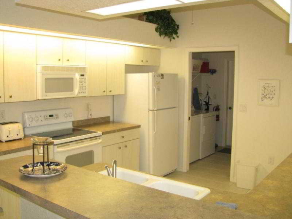 أفضل العروض ل لمي جالف كواست هومس, اينجلوود/روتوندا إنجلوود