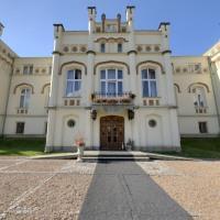أفضل العروض ل Paszkowka Palace Hotel and Park Complex كراكوو 