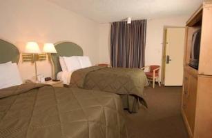 QUALITY INN UNIVERSAL STUDIOS - I DRIVE AREA