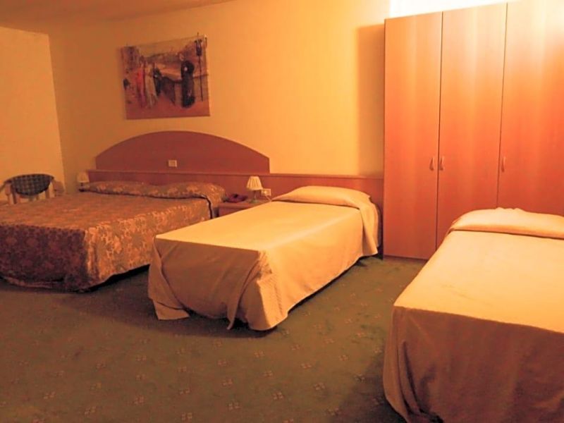 أفضل العروض ل اسكوت لودجىنج ميلانو