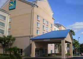 COMFORT INN & SUITES NEAR UNIVERSAL ORLANDO RESORT-CONVENTION CENTER