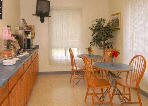 Best offers for Rodeway Inn near Potomac Mills Woodbridge