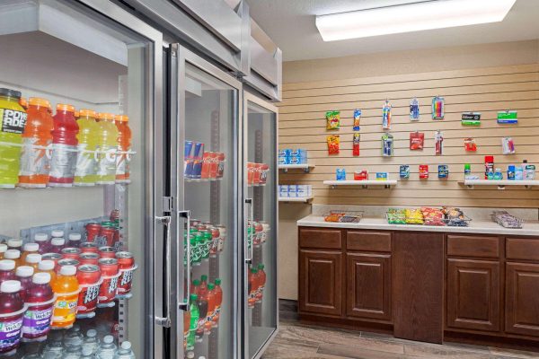 أفضل العروض ل رامادا باى ويندهام سانانتونيو/نير سوورلد سانانتونيو 