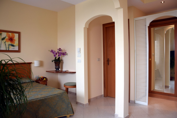 Best offers for Tirreno Tropea