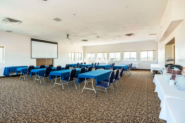 أفضل العروض ل Comfort Inn & Suites Yorkton رجىنا
