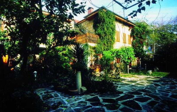 Best offers for Begonville Pansiyon Side