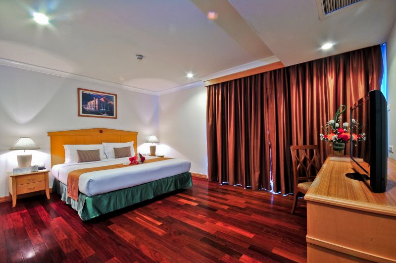 Best offers for Admiral Suites Sukhumvit 22 Bangkok