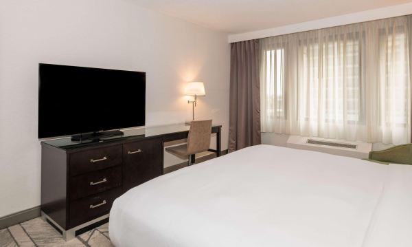 أفضل العروض ل Doubletree by Hilton Newark Penn Station نوارك 
