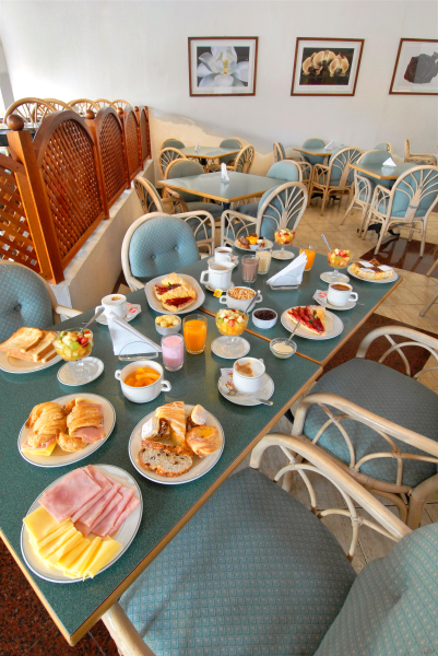 أفضل العروض ل Golden Beach بونثا ديل إسثي