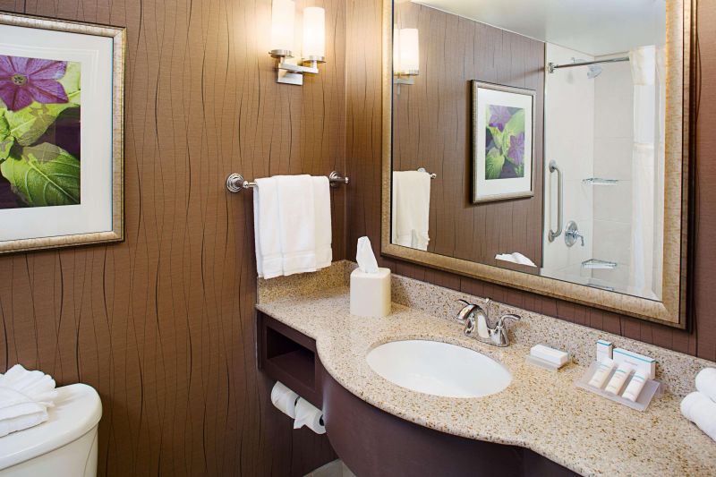 Best offers for Hilton Garden Inn Hartford North Bradley Int´l Windsor Locks 