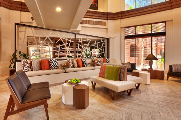 أفضل العروض ل مباسي سويتس باى هيلتون ت يوكسون بالوما فيلاجى توكسون 