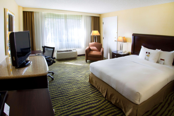 أفضل العروض ل ورانجى كاونتي مطار سانتاانا بيبلو