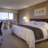 DOUBLETREE BY HILTON HOTEL NEWARK AIRPORT