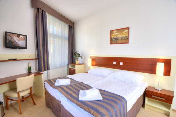 Best offers for Gloria Prague