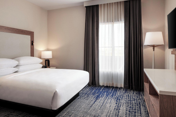 أفضل العروض ل Sheraton Richmond Airport Hotel ساندستون 