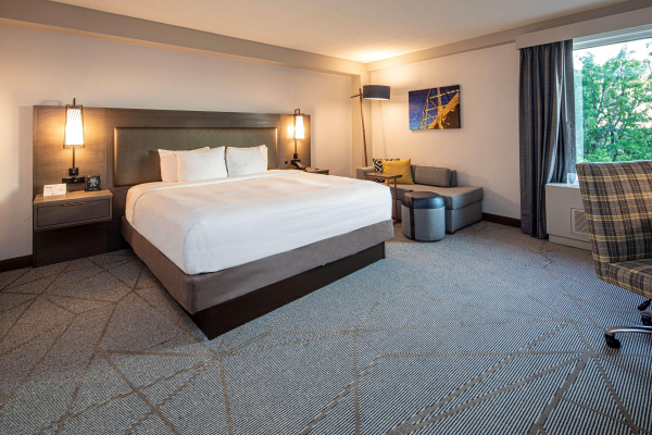 Best offers for DoubleTree by Hilton Hotel Pittsburgh Airport Moon Township