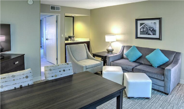 أفضل العروض ل Embassy Suites by Hilton Indianapolis North إينديانابوليس 