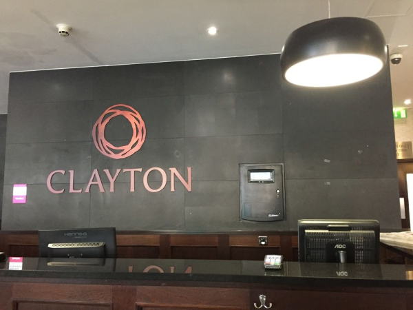 أفضل العروض ل CLAYTON HOTEL LEEDS ليدس 
