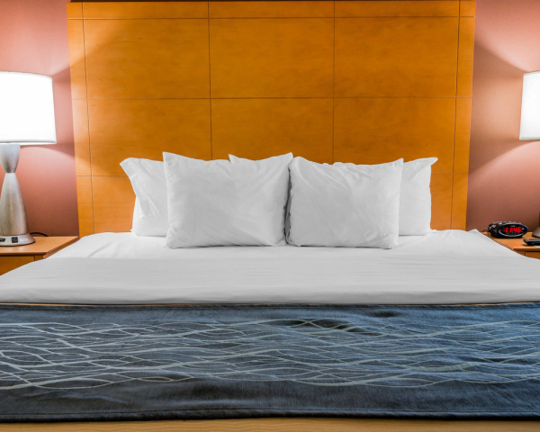 Best offers for COMFORT INN PLYMOUTH CLOCKTOWER Plymouth 